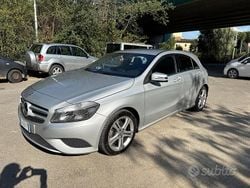 Grigio Usata 2014 Mercedes A180 Tre volumi | 10.800 € (Ottimo prezzo)