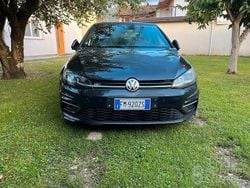 Nero Usata 2018 VW Golf R-line Tre volumi | 15.900 € (Buon prezzo)