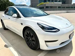 Bianco Usata 2023 Tesla Model 3 Standard Range Tre volumi | 28.250 € (Ottimo prezzo)