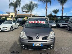 Grigio Usata 2009 Renault Modus Dynamique Monovolume | 3500 € (Buon prezzo)