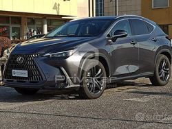 Grigio Usata 2024 Lexus NX450h+ SUV | 52.900 € (Ottimo prezzo)