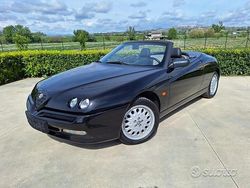 Nero Usata 1999 Alfa Romeo Spider Cabrio | 8990 € (Molto cara)