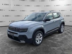 Grigio Nuova 2025 Jeep Avenger EV Altitude SUV | 21.150 €
