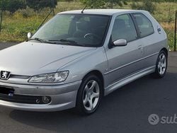 Grigio Usata 2000 Peugeot 306 Tre volumi | 2500 €