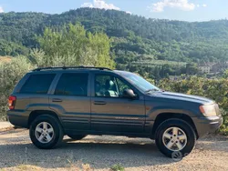 Usata 2002 Jeep Grand Cherokee SUV | 6400 € (Cara)