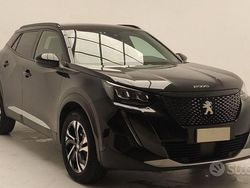 Nero Usata 2023 Peugeot 2008 Active SUV | 20.500 € (Buon prezzo)