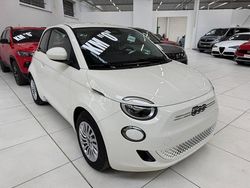 Ice white Nuova 2025 Fiat 500e Tre volumi | 18.990 €