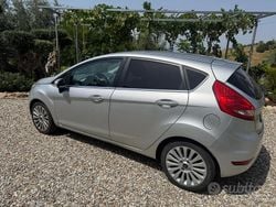 Usata 2009 Ford Fiesta Titanium Tre volumi | 3500 € (Buon prezzo)