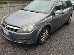 Grigio Usata 2006 Opel Astra Cosmo Station wagon | 1900 € (Buon prezzo)