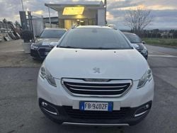 Bianco Usata 2016 Peugeot 2008 Allure SUV | 8900 € (Buon prezzo)