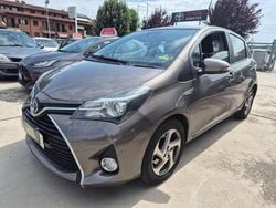 Bronzo Usata 2017 Toyota Yaris Hybrid Active Tre volumi | 11.600 € (Buon prezzo)