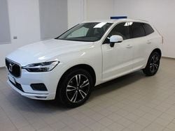 Bianco Usata 2021 Volvo XC60 Momentum SUV | 34.900 € (Molto cara)