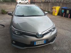 Grigio Usata 2018 Toyota Auris Hybrid Station wagon | 13.500 € (Molto cara)