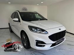 Bianco Usata 2021 Ford Kuga ST-Line SUV | 17.900 € (Buon prezzo)