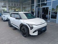 Ivory silver matte Nuova 2025 Kia EV3 GT-Line SUV | 38.150 € (Ottimo prezzo)