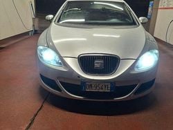 Grigio Usata 2008 Seat Leon Tre volumi | 2500 € (Buon prezzo)