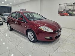 Rosso Usata 2009 Fiat Bravo Emotion Due volumi | 5990 € (Molto cara)
