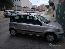 Grigio Usata 2005 Fiat Panda Tre volumi | 2800 € (Buon prezzo)