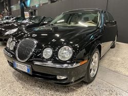 Nero Usata 2001 Jaguar S-Type Executive Tre volumi | 4500 € (Buon prezzo)