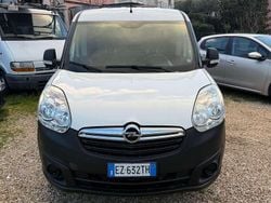 Bianco Usata 2015 Opel Combo Furgone | 7400 € (Molto cara)