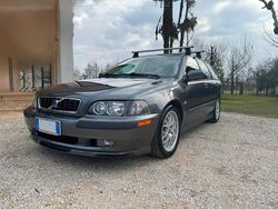 Grigio Usata 2003 Volvo V40 Station wagon | 3800 €