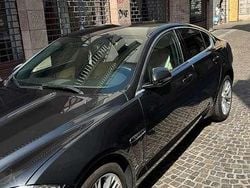 Grigio Usata 2013 Jaguar XF Luxury Tre volumi | 10.500 € (Cara)