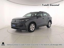 Dolphin grey metallizzato Usata 2024 VW Tiguan Life SUV | 33.900 € (Buon prezzo)