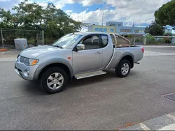 Usata 2006 Mitsubishi L200 Inform Pick-up | 16.800 € (Buon prezzo)