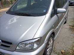 Grigio Usata 2004 Opel Zafira Eco Monovolume | 650 € (Buon prezzo)