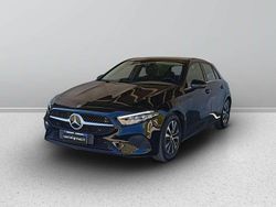 Nero Usata 2023 Mercedes A180 Advanced Tre volumi | 28.900 € (Buon prezzo)