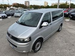 Gray Usata 2012 VW Caravelle Comfortline Monovolume | 19.000 € (Molto cara)