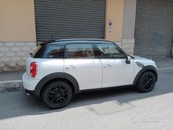 Bianco Usata 2011 Mini Countryman SUV | 8000 € (Buon prezzo)