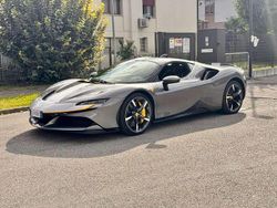 Grigio Usata 2023 Ferrari SF90 Coupé | 520.000 €