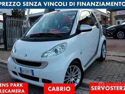 Bianco Usata 2011 Smart ForTwo Cabrio Cabrio | 7450 € (Buon prezzo)