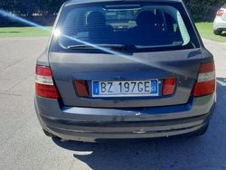 Blu Usata 2002 Fiat Stilo Tre volumi | 700 € (Ottimo prezzo)