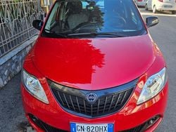 Rosso Usata 2023 Lancia Ypsilon Due volumi | 11.500 € (Buon prezzo)