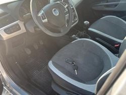 Grigio Usata 2006 Fiat Grande Punto Due volumi | 2000 €