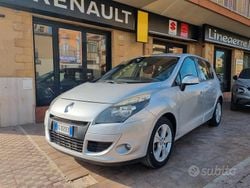 Grigio Usata 2010 Renault Scénic III Dynamique Monovolume | 3900 € (Buon prezzo)