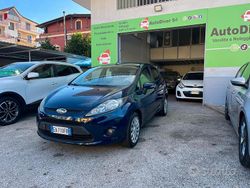 Blu Usata 2010 Ford Fiesta Titanium Tre volumi | 3300 € (Buon prezzo)