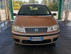 Usata 2007 Fiat Punto Due volumi | 1790 € (Buon prezzo)