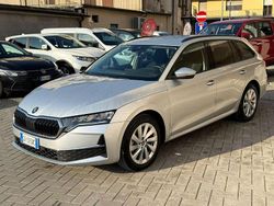 Argento Usata 2024 Skoda Octavia Executive Station wagon | 25.900 € (Ottimo prezzo)
