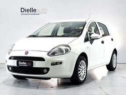 Bianco pastello Usata 2015 Fiat Punto Lounge Due volumi | 4700 € (Buon prezzo)
