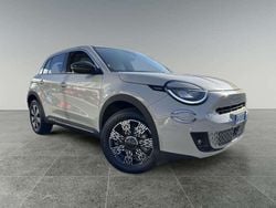 Beige Usata 2024 Fiat 600 SUV | 21.900 € (Ottimo prezzo)