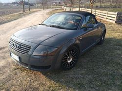 Grigio Usata 1999 Audi TT Roadster Cabrio | 14.900 € (Buon prezzo)