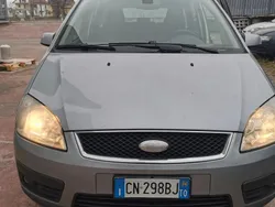 Usata 2004 Ford C-MAX Monovolume | 1500 €