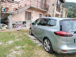 Grigio Usata 2012 Opel Zafira Monovolume | 5600 €
