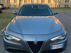 Grigio Usata 2018 Alfa Romeo Giulia Super Tre volumi | 19.500 € (Cara)