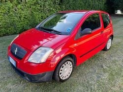Rosso Usata 2006 Citroën C2 Exclusive Due volumi | 1990 € (Cara)