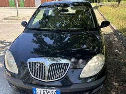 Usata 2005 Lancia Ypsilon Due volumi | 2000 € (Cara)