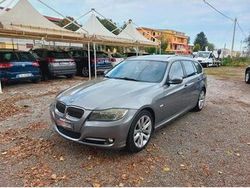 Grigio Usata 2011 BMW 318 Station wagon | 3900 € (Ottimo prezzo)